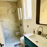 Deluxe One Bedroom 10 Meters From Center *