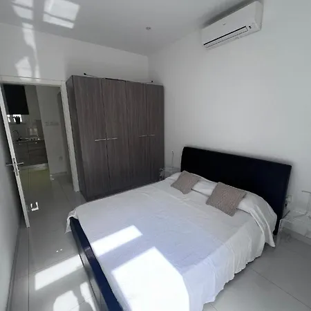 Deluxe One Bedroom 10 Meters From Center Apartament Valletta