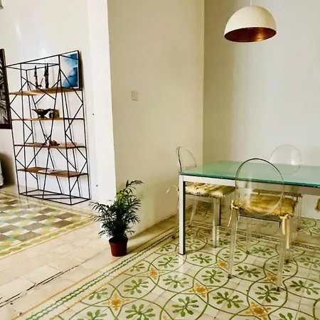 Apartament Deluxe One Bedroom 10 Meters From Center *
